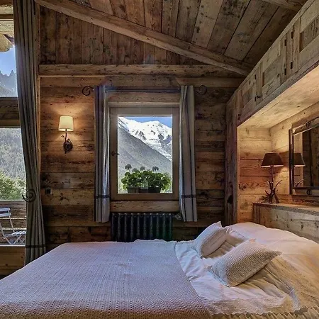 Magnificent Bortji Chalet